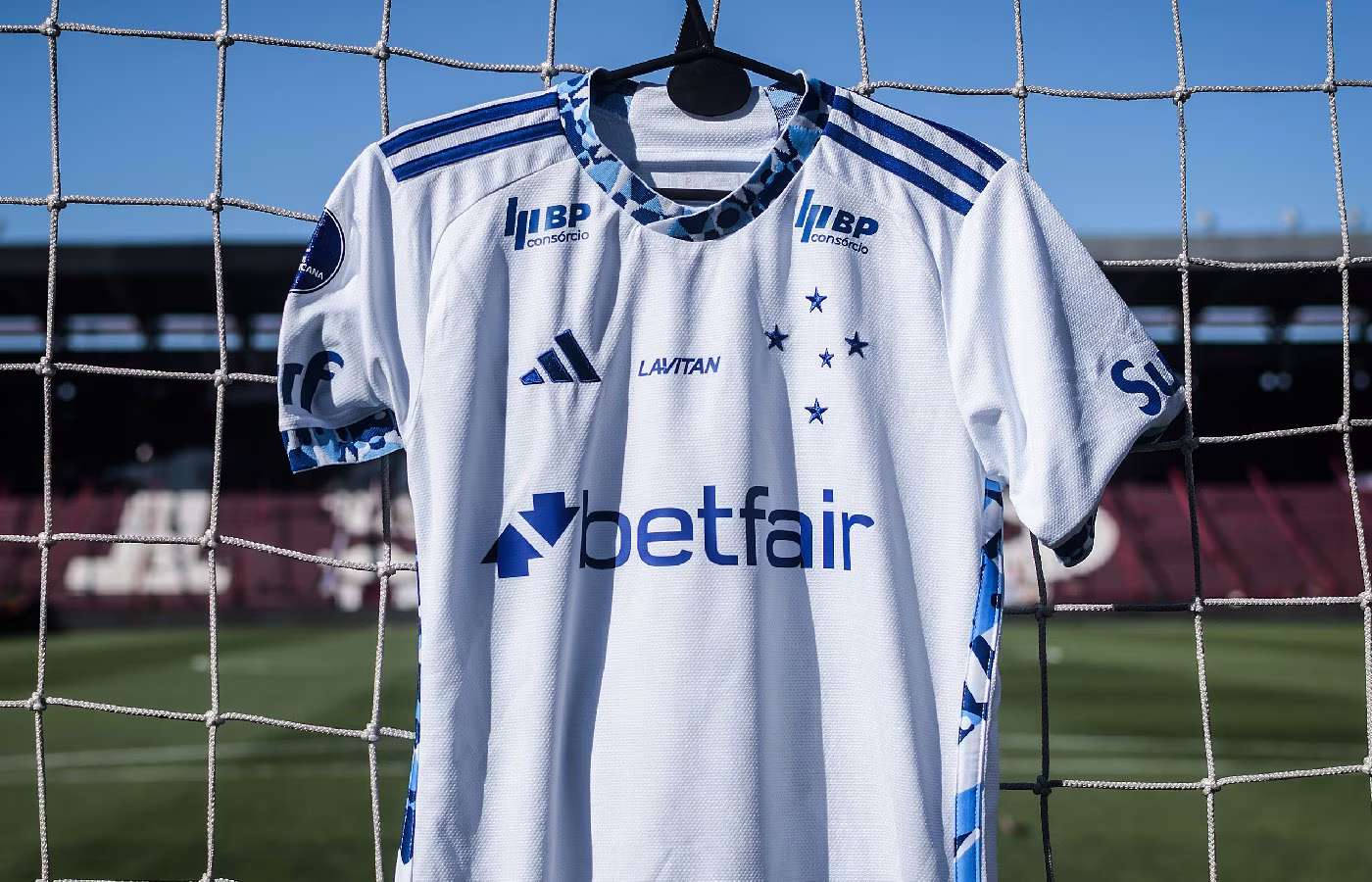 Betfair renova contrato de patrocínio com o Cruzeiro até o fim de 2026