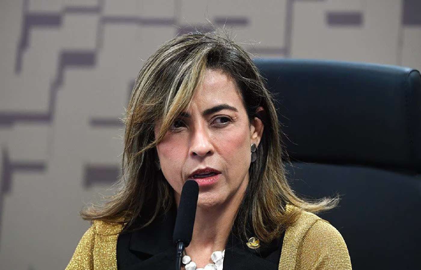 CPI das Bets mira convocações de Deolane Bezerra e Gusttavo Lima 