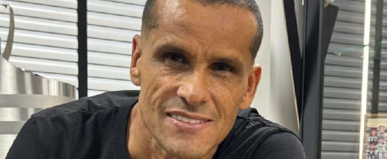 Rivaldo apoia Tite em não ao Corinthians para tratar saúde mental: "Só ele sabe o que está passando"