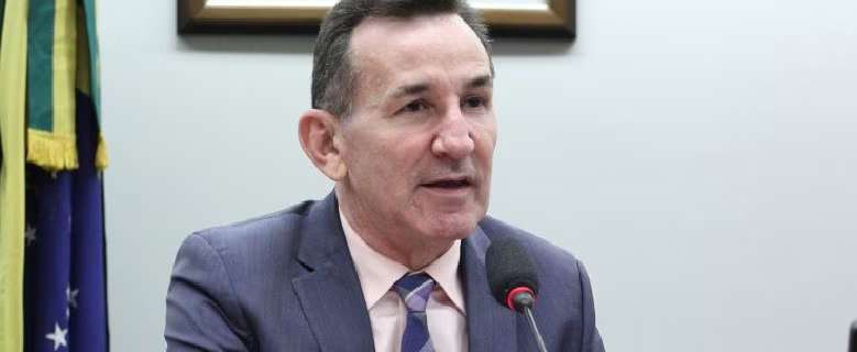 Deputado Jorge Goetten apresenta projeto à SPA-MF para criminalizar apostas ilegais