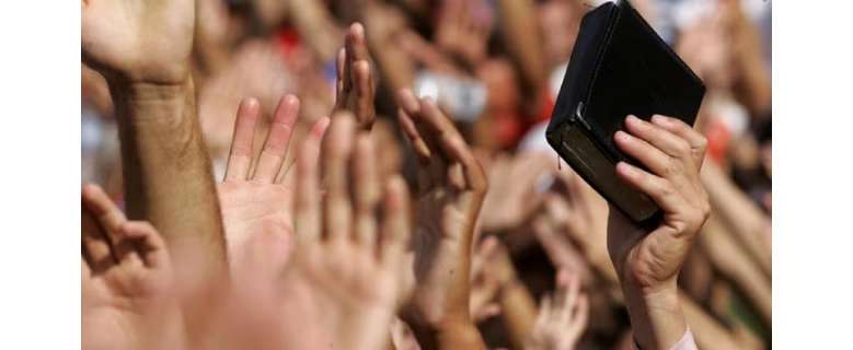Evangélicos apostam mais que católicos em jogos on-line, revela PoderData