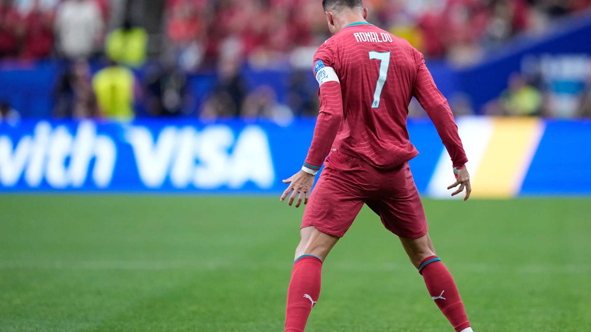 Cristiano Ronaldo "entra" na Copa, Portugal goleia e apostadores agradecem