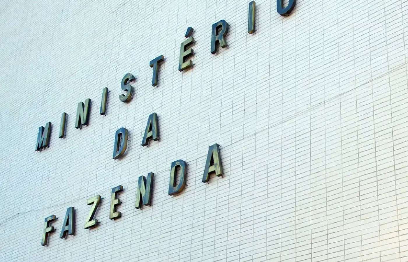 Governo evita projetar quanto vai arrecadar com autorizações de bets neste ano