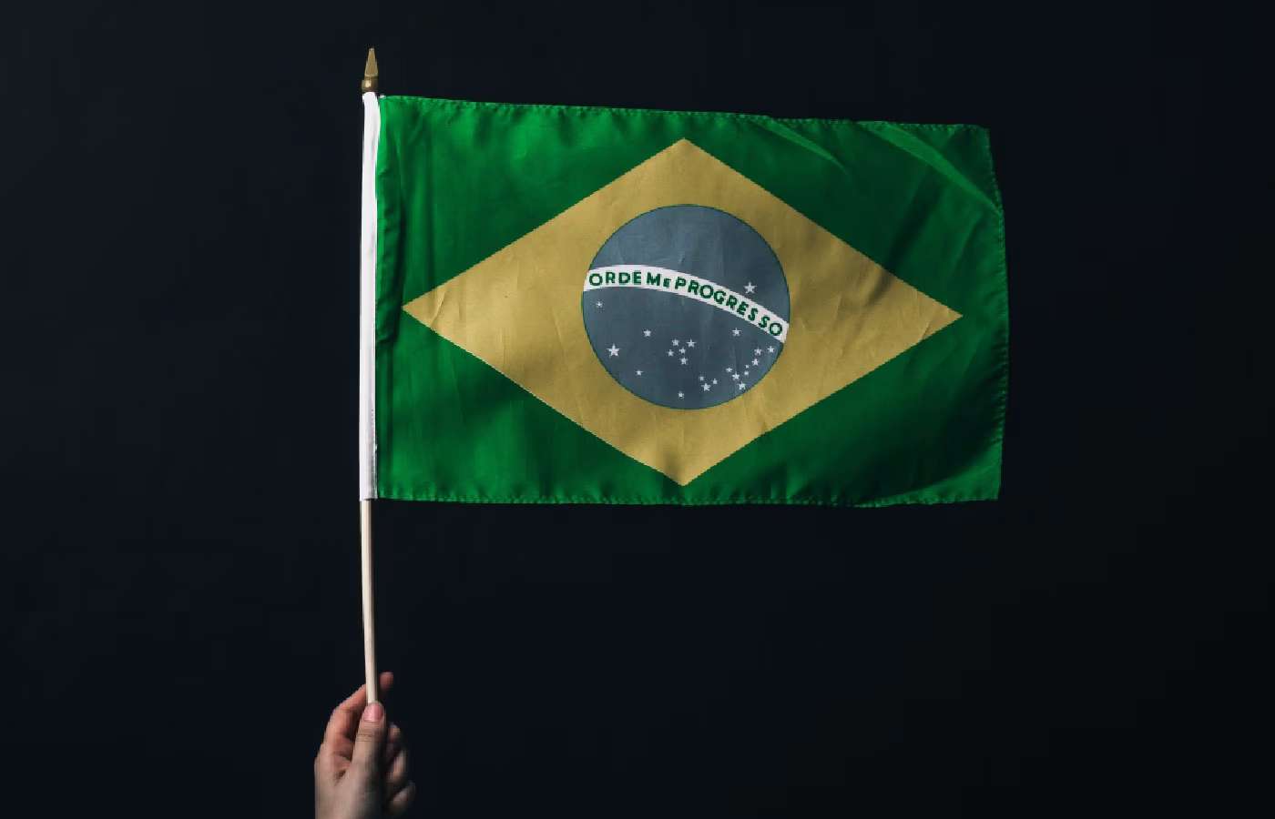 Brasileiros apostaram 30% a mais nos quatro primeiros meses de 2024, aponta pesquisa