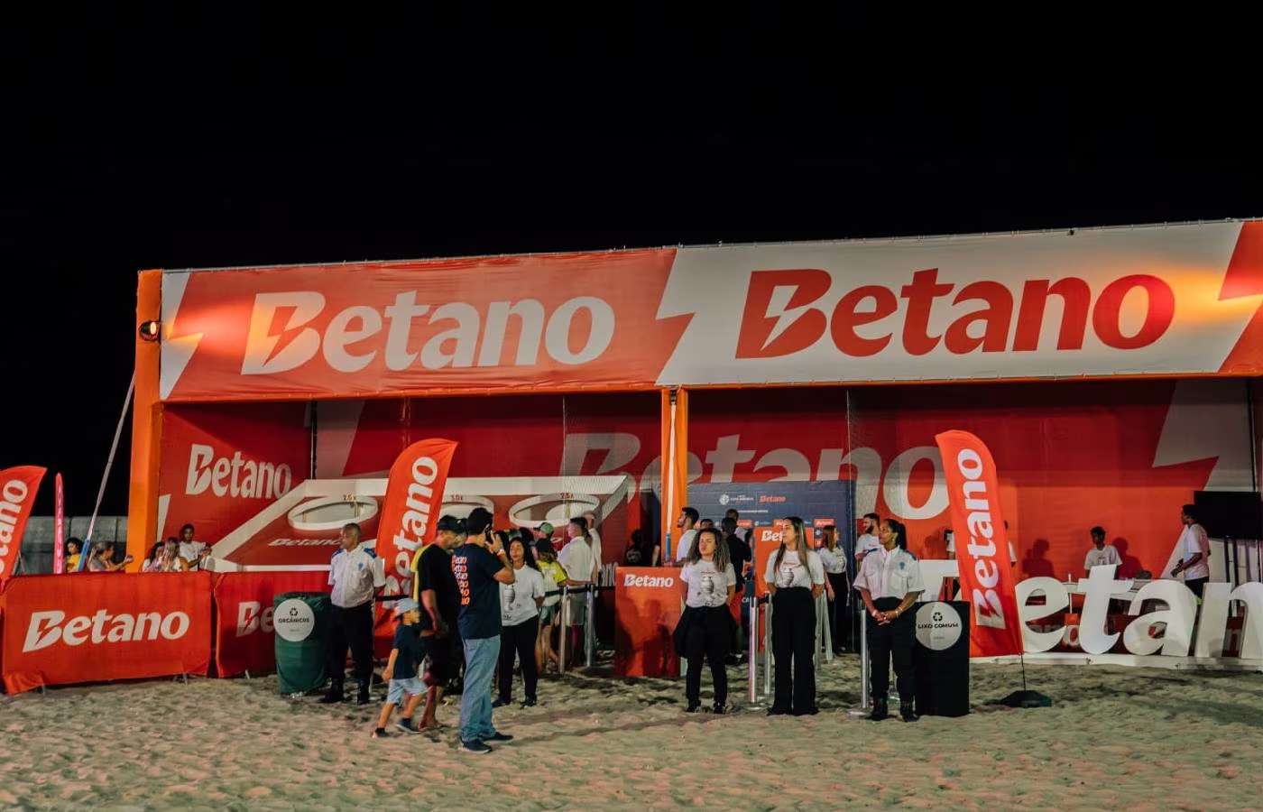 Betano celebra goleada do Brasil na Copa América com Fundo de Quintal em Fan Zone
