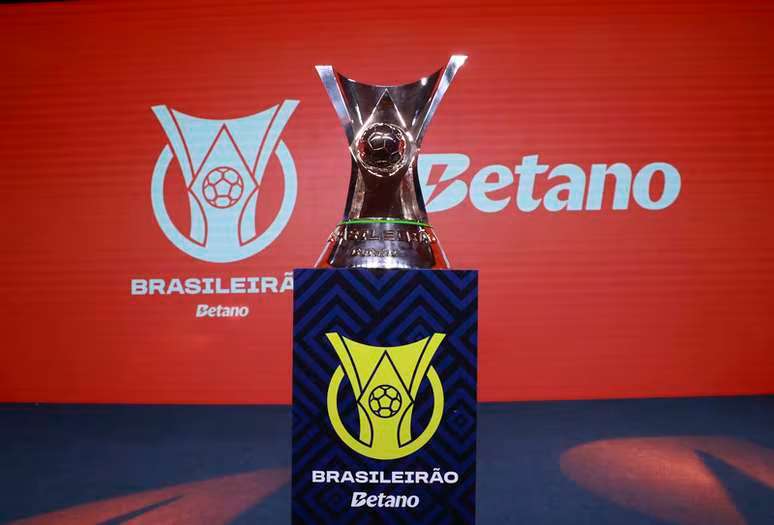 Campanha Brasileirão Betano é ampliada com novas cenas do cotidiano