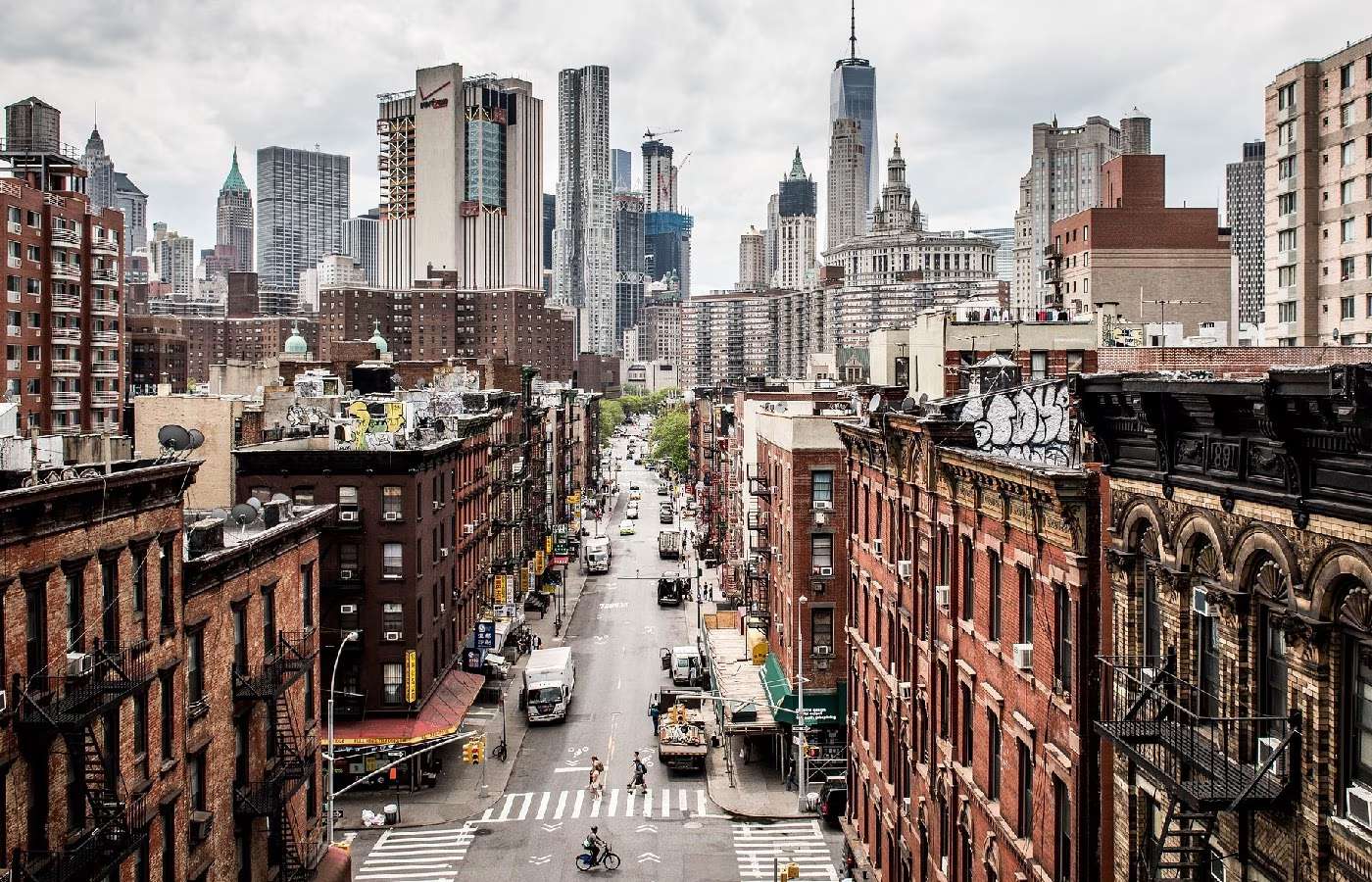 Governadora de Nova York assina lei que exige advertências em anúncios de apostas