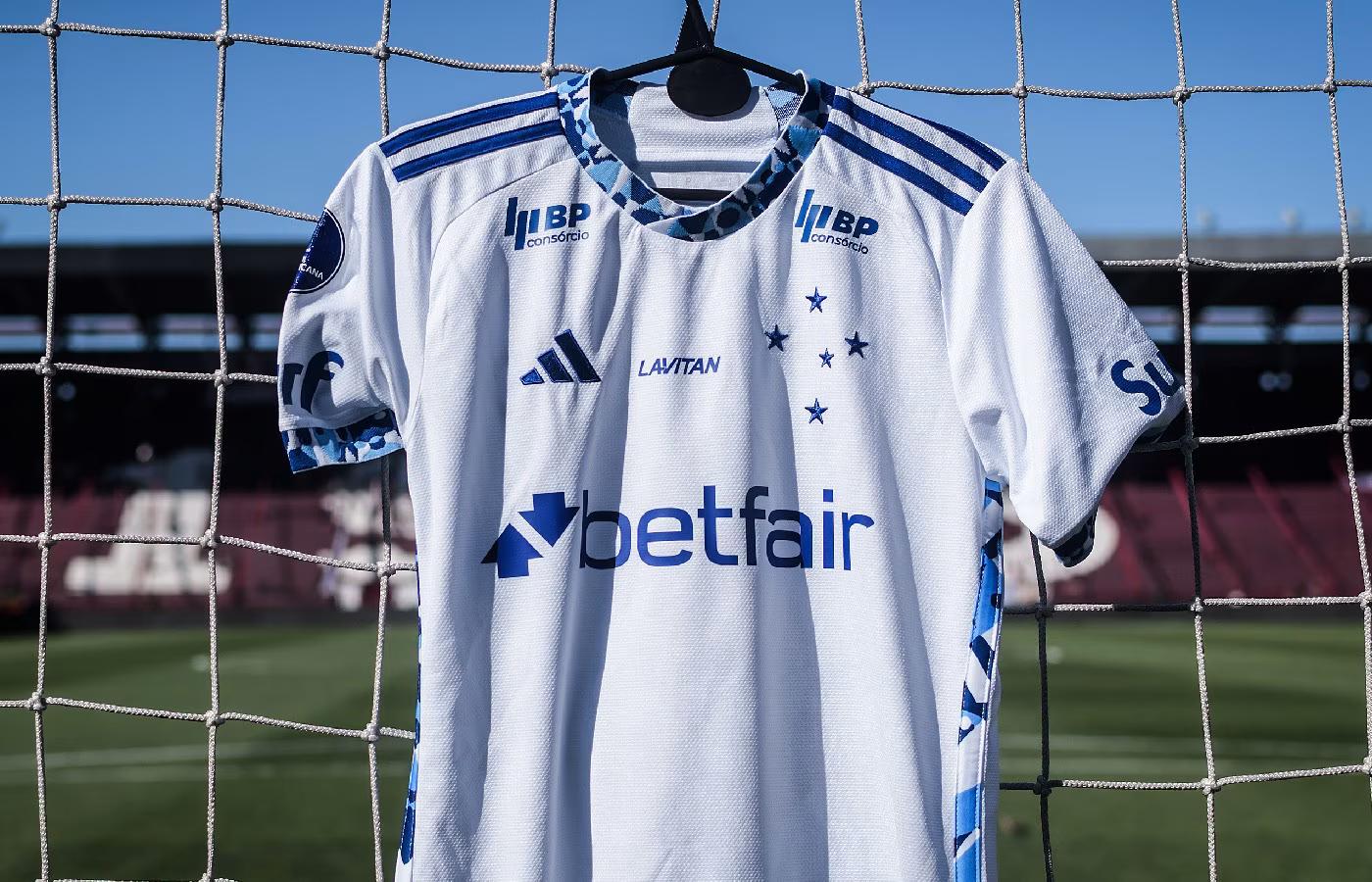 Betfair renova contrato de patrocínio com o Cruzeiro até o fim de 2026