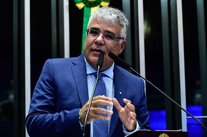 Senador pede urgência em projeto de lei que proíbe celebridades em publicidades de apostas