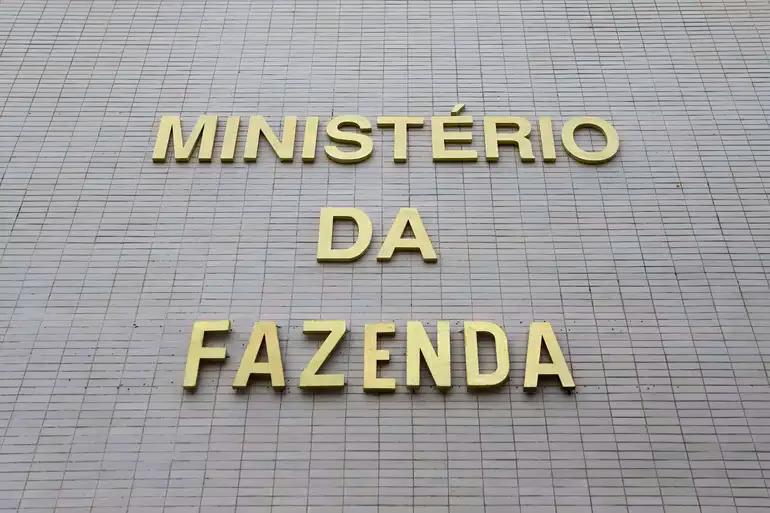 Secretaria de Prêmios e Apostas atualiza lista de operadores autorizados durante período de adequação