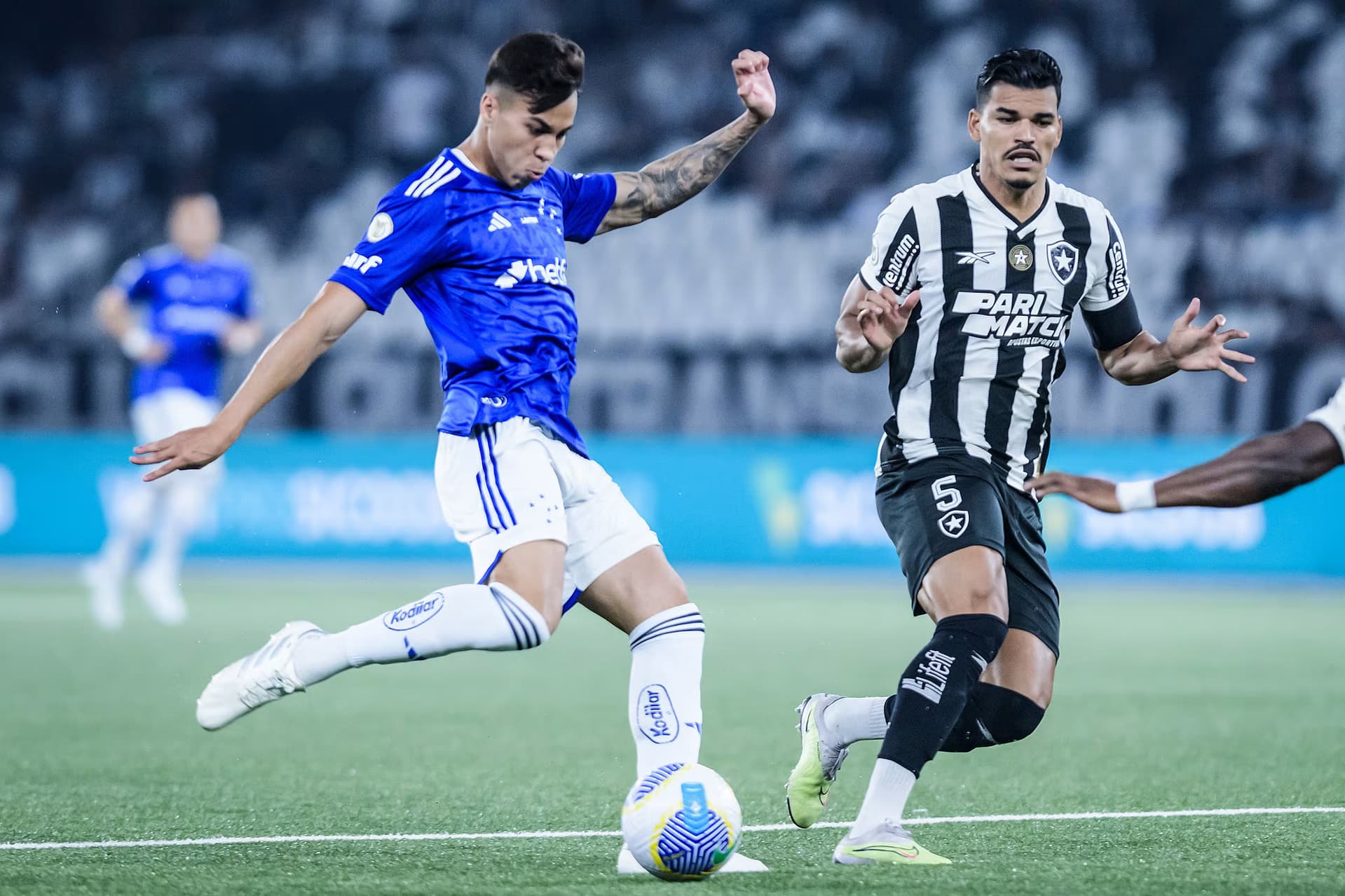 Cruzeiro e Botafogo se unem em defesa do patrocínio das bets em ação no STF