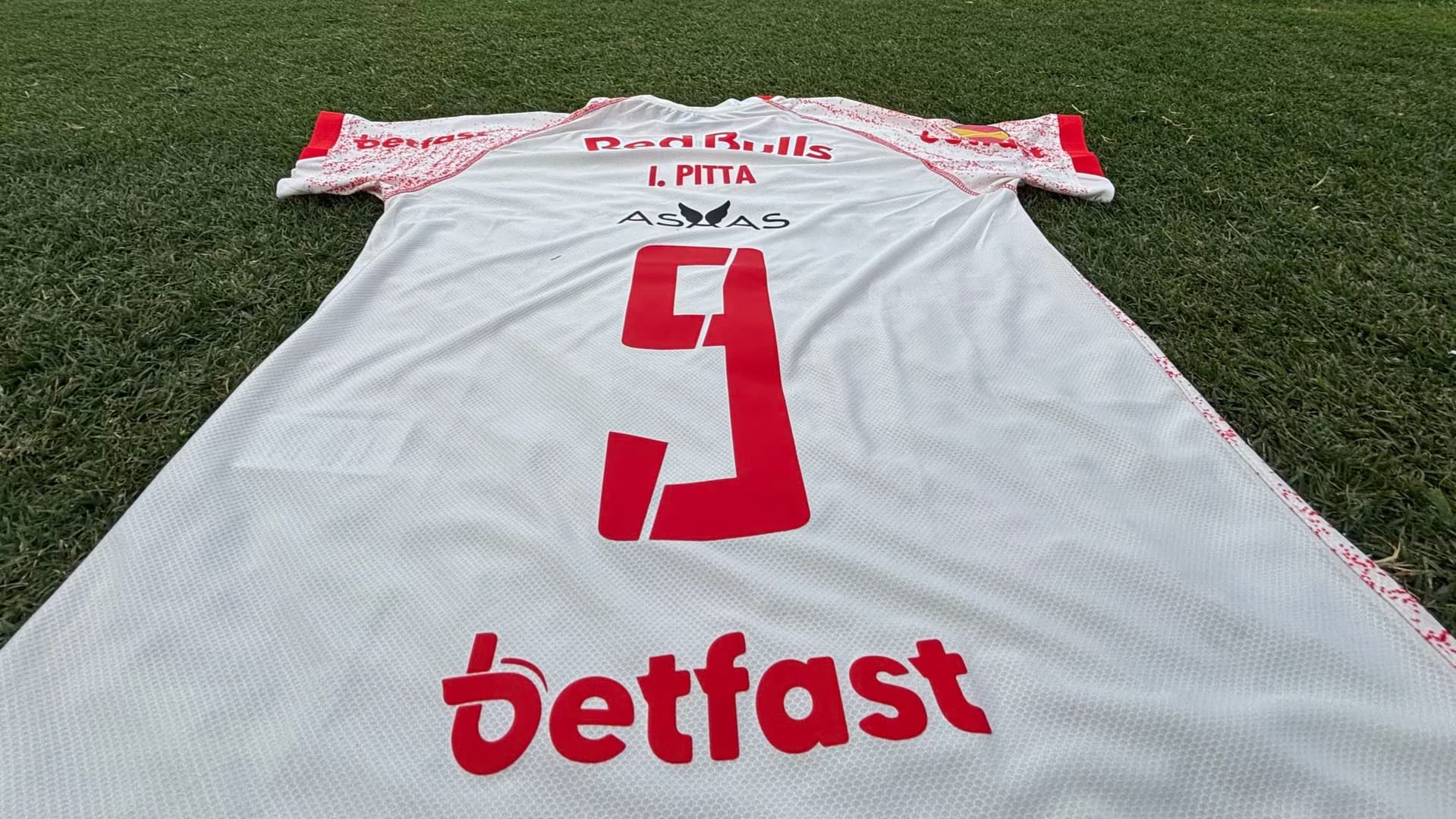 Bragantino ativa patrocínio da Betfast até o fim de 2026