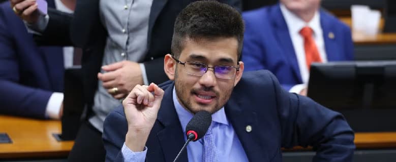 Câmara aprova projeto que responsabiliza bancos por ligação com apostas ilegais