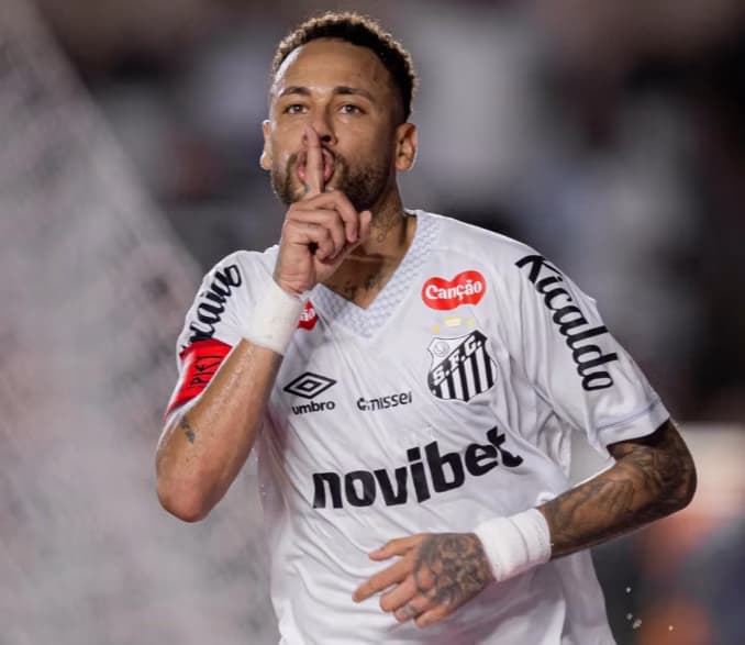 Novibet se torna patrocinadora master do Santos em modelo diferente do usual