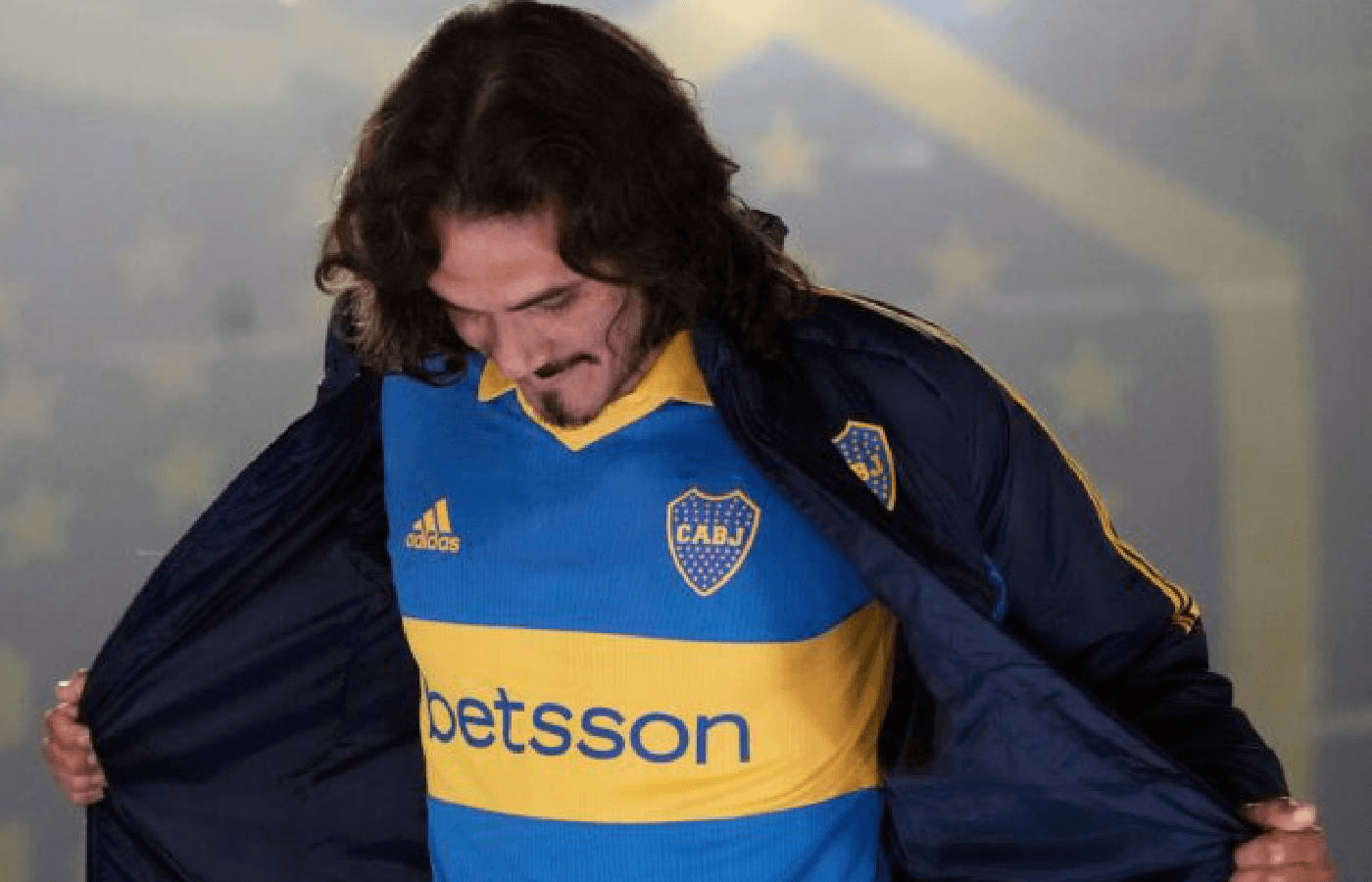 Patrocinadora máster do Boca Juniors, Betsson celebra chegada de Cavani ao clube 