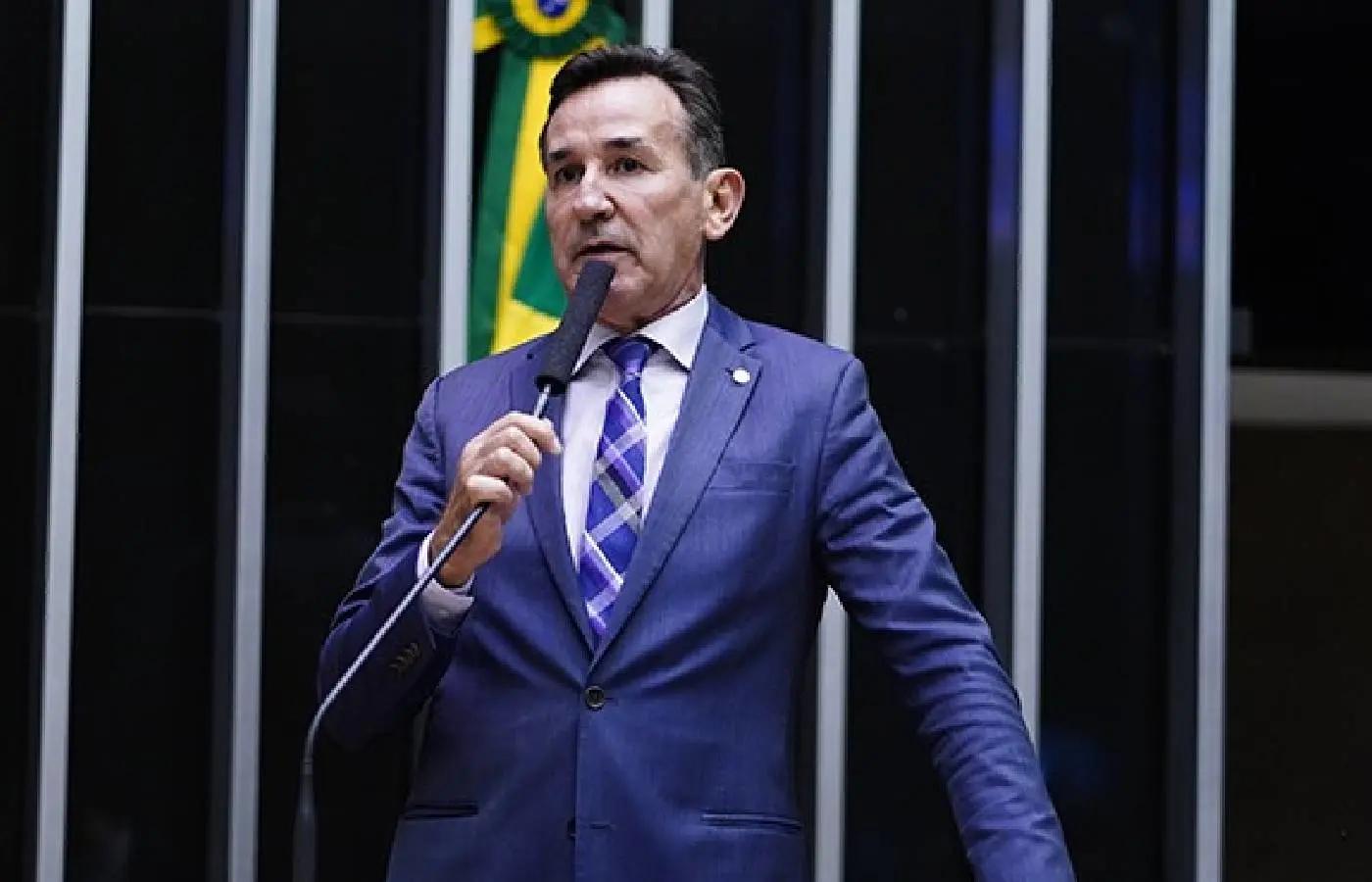 Deputado propõe reclusão de até quatro anos para publicidade irregular de apostas; veja PL 