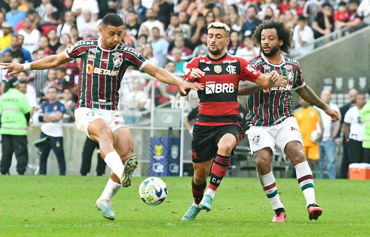 A briga pelo título está aberta! Confira odds para jogos decisivos deste sábado no Brasileirão