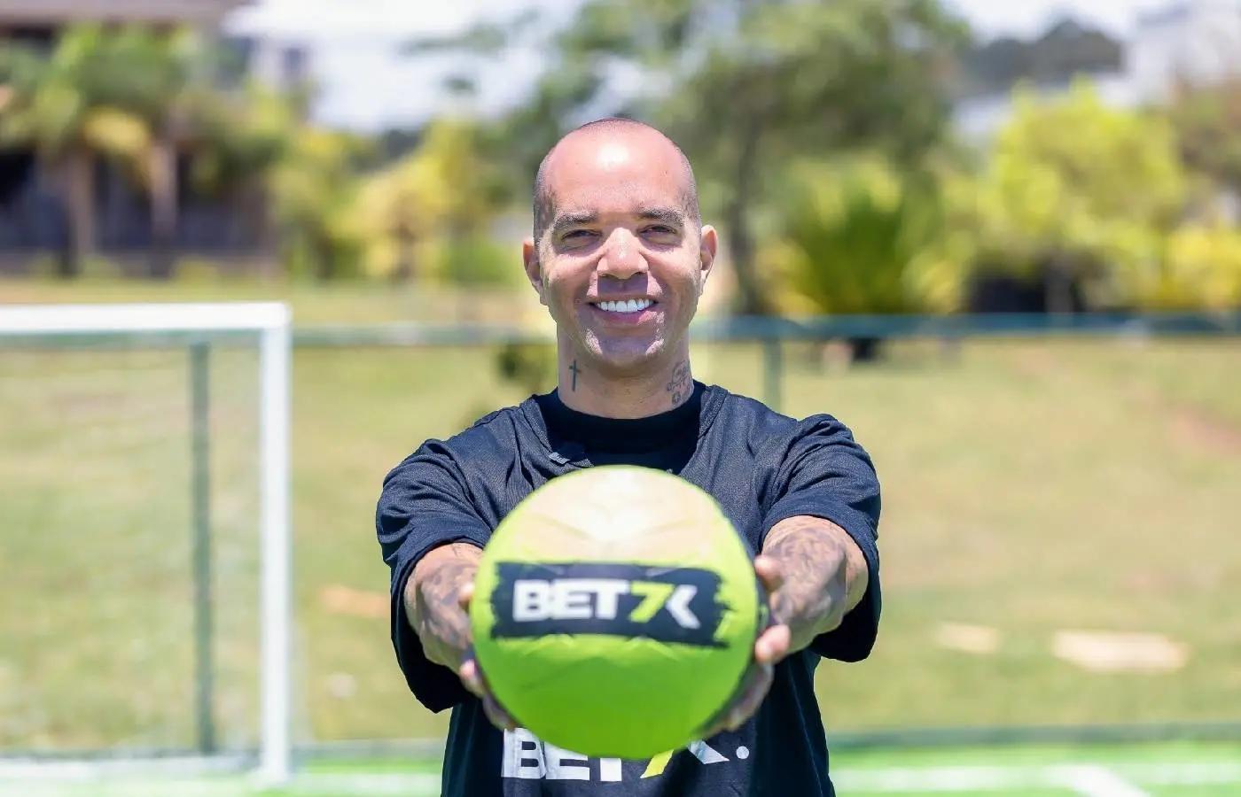 Ex-jogador Diego Tardelli é o mais novo embaixador da casa de apostas Bet7k