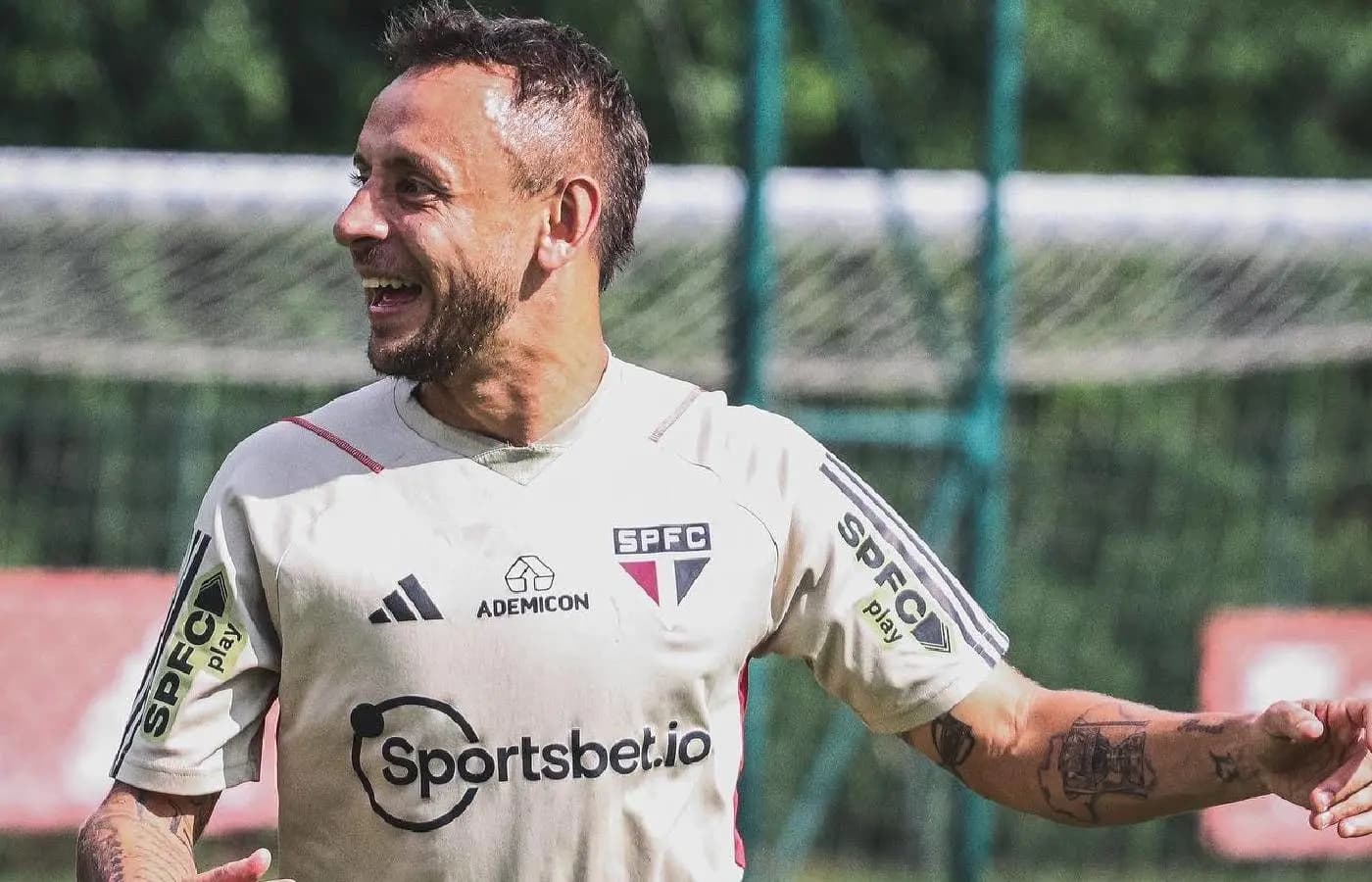 Superbet oferece R$ 50 milhões anuais São Paulo, mas Sportsbet.io pode cobrir oferta