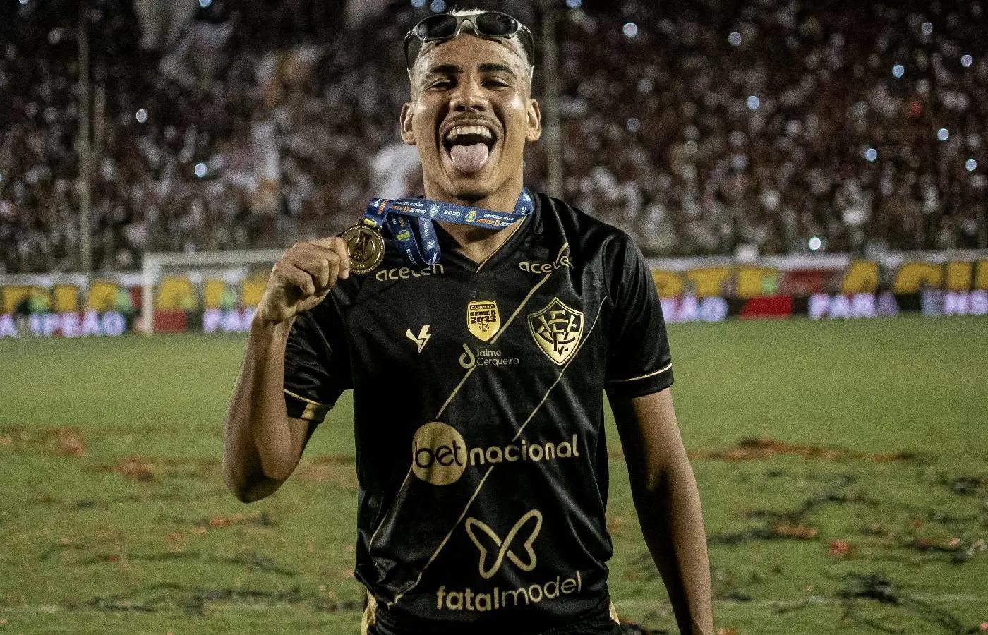 Betsat substitui Betnacional como patrocinadora máster do Vitória; anúncio oficial será em 2024 