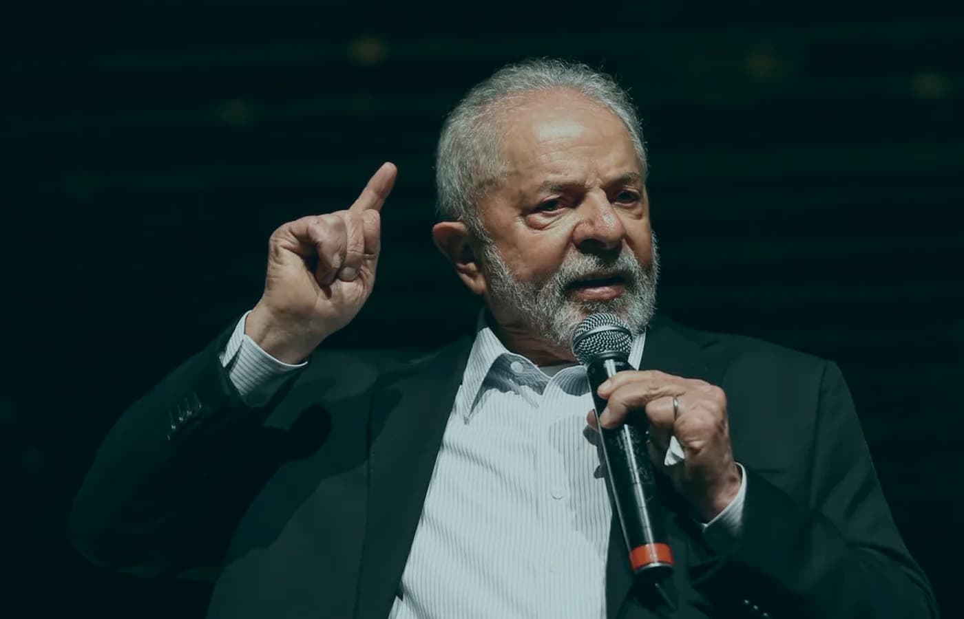 Lula sanciona Lei das Apostas, mas veta isenção de IR para ganhos até R$ 2.112