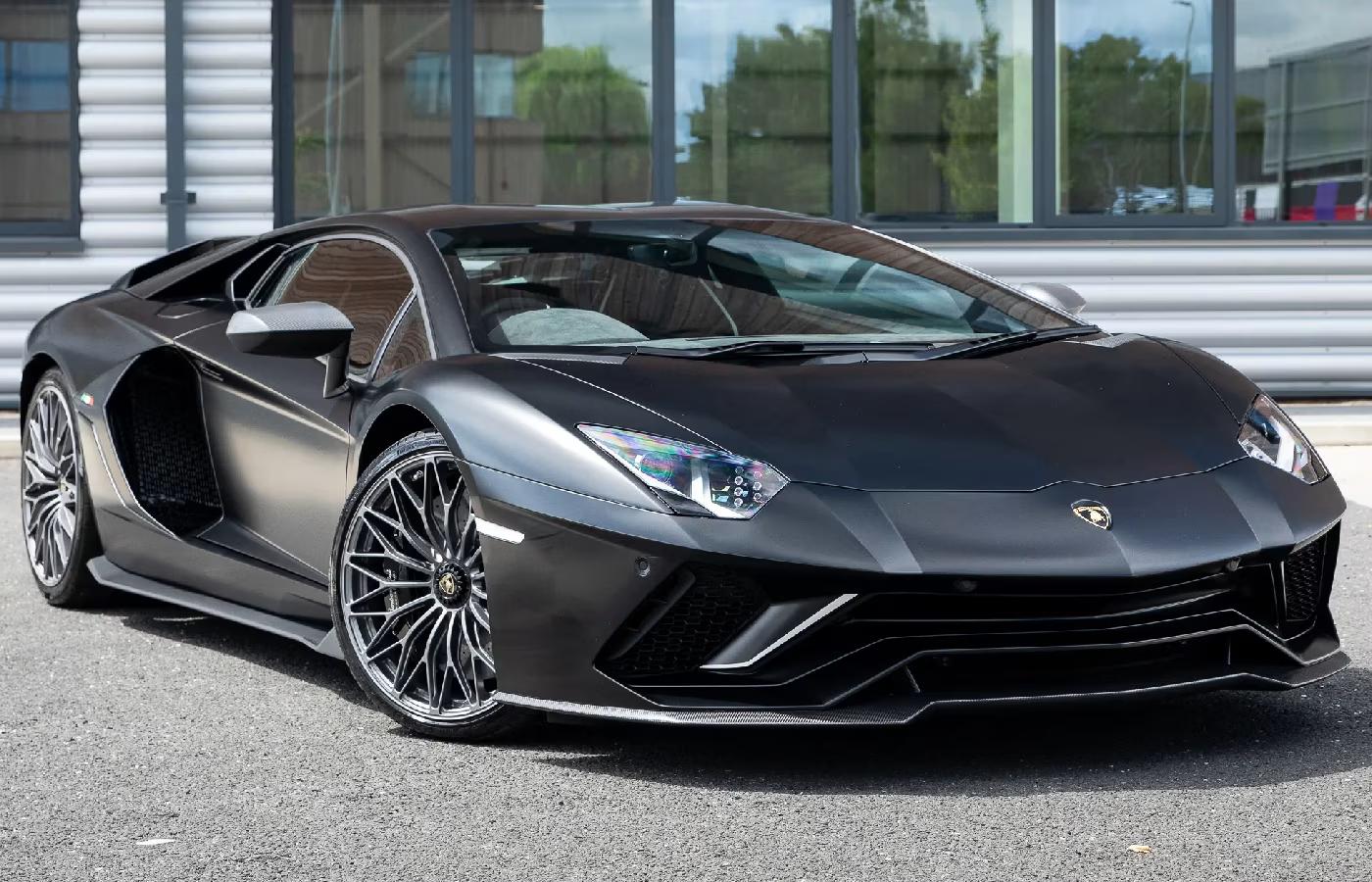 Lamborghini Aventador: conheça o carro de quase R$ 11 milhões do dono da Pixbet