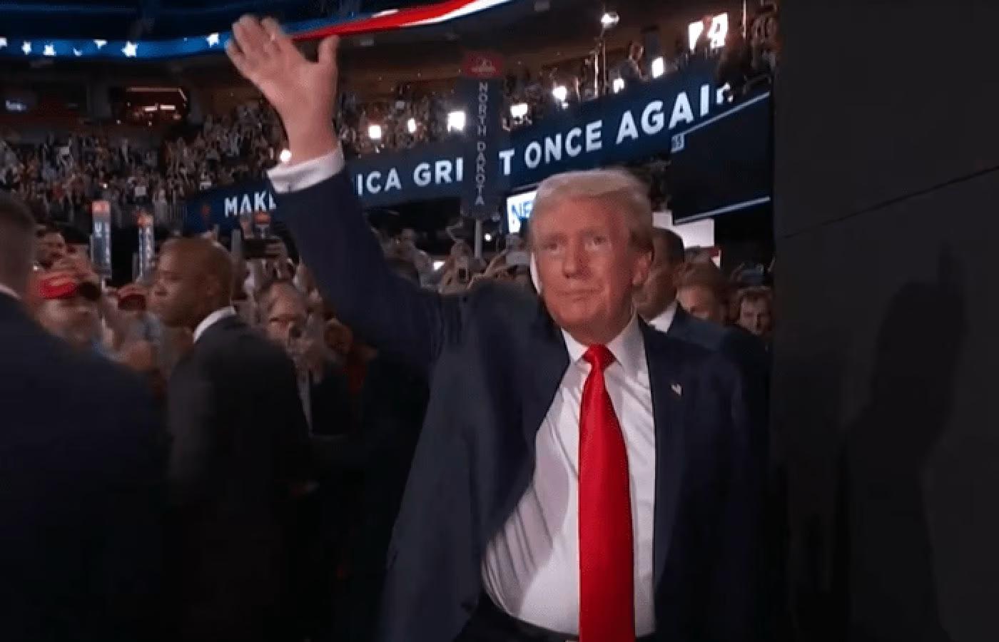 Trump dispara nas casas de apostas após atentado na Pensilvânia