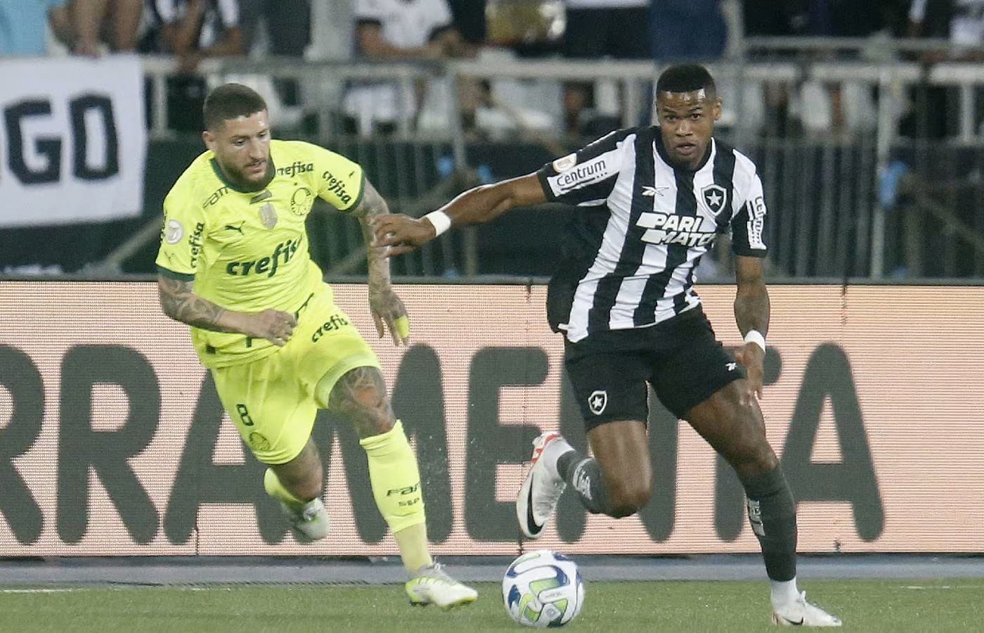 Casas de apostas mostram equilíbrio entre Botafogo e Palmeiras no Brasileirão; vale liderança 
