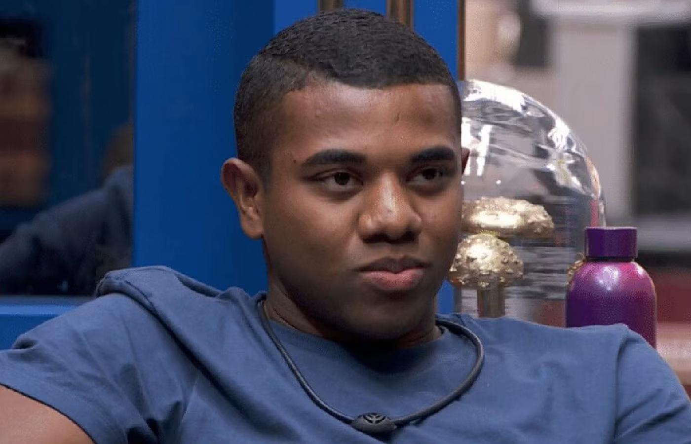 Esportes da Sorte anula contrato milionário com ex-BBB Davi após gafe no Instagram