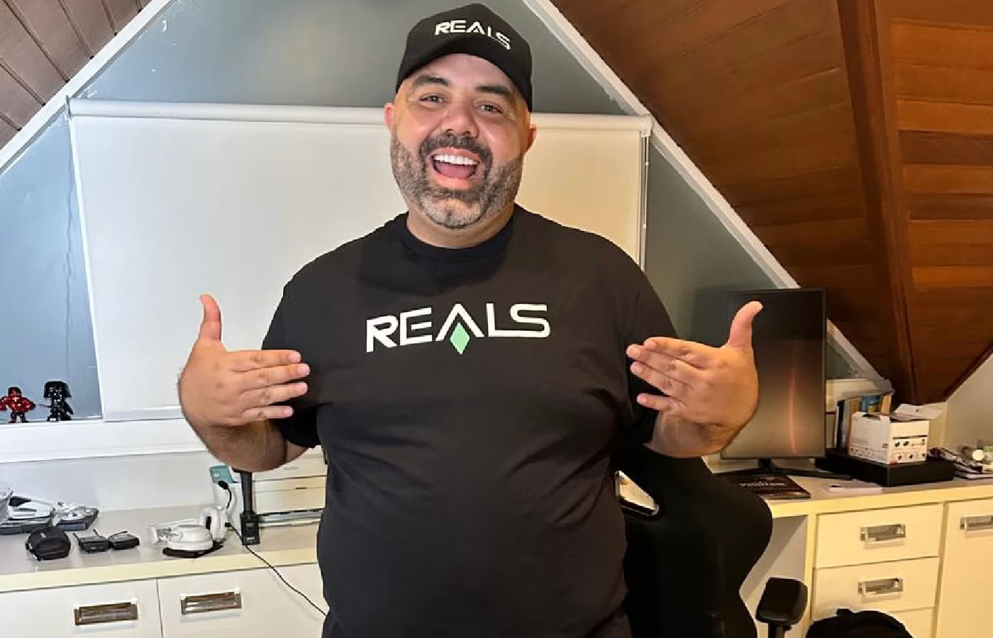 Influenciador Edu Primitivo é anunciado como embaixador da Reals