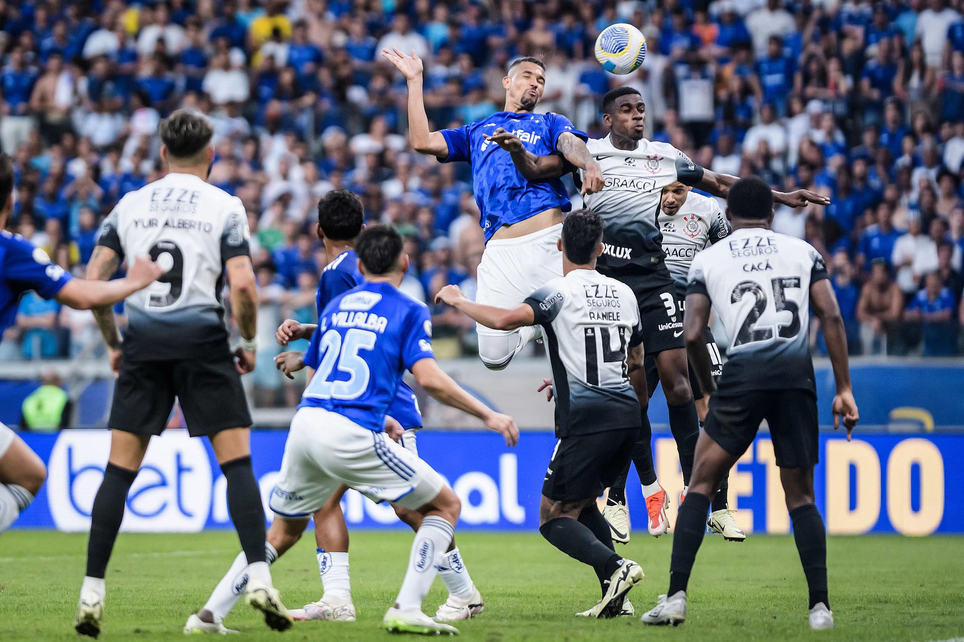 Liga Forte União procura parceria internacional para transmissões e apostas do Brasileirão 