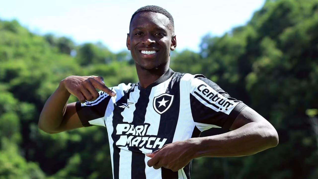 Luiz Henrique, do Botafogo, é citado em Caso Paquetá; Clube defende atleta e detona reportagem