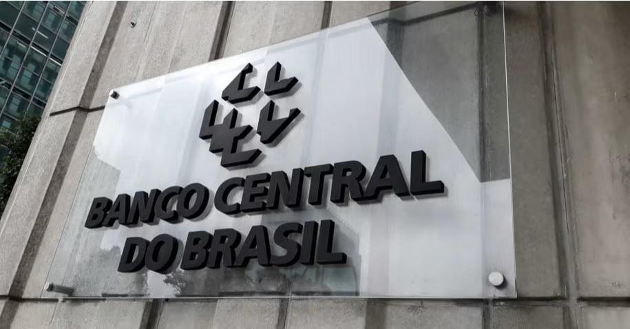Brasileiros gastaram em média R$ 20 bi por mês com apostas online neste ano