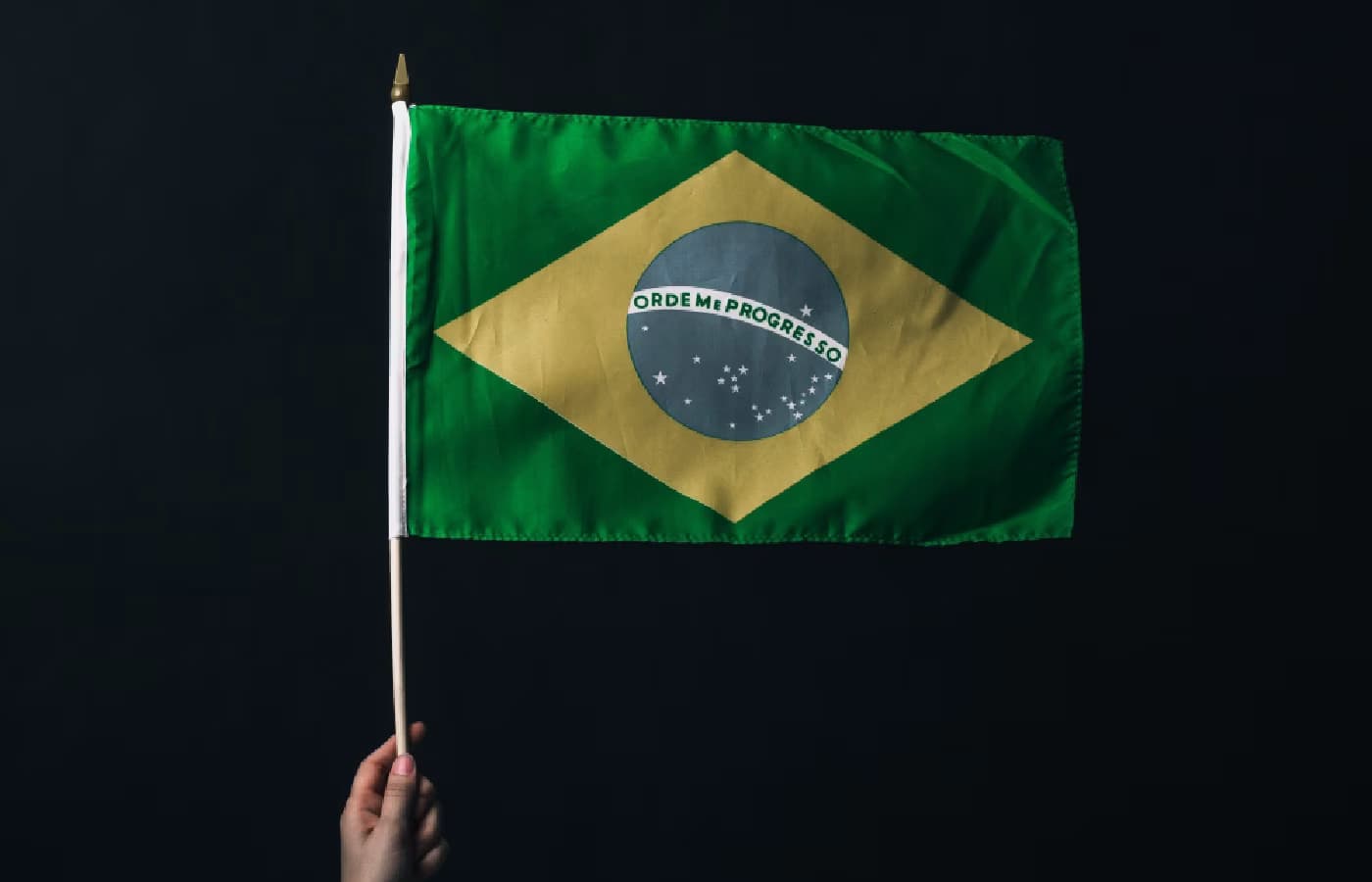 Pesquisa do PoderData aponta que 24% dos brasileiros já realizaram apostas em bets