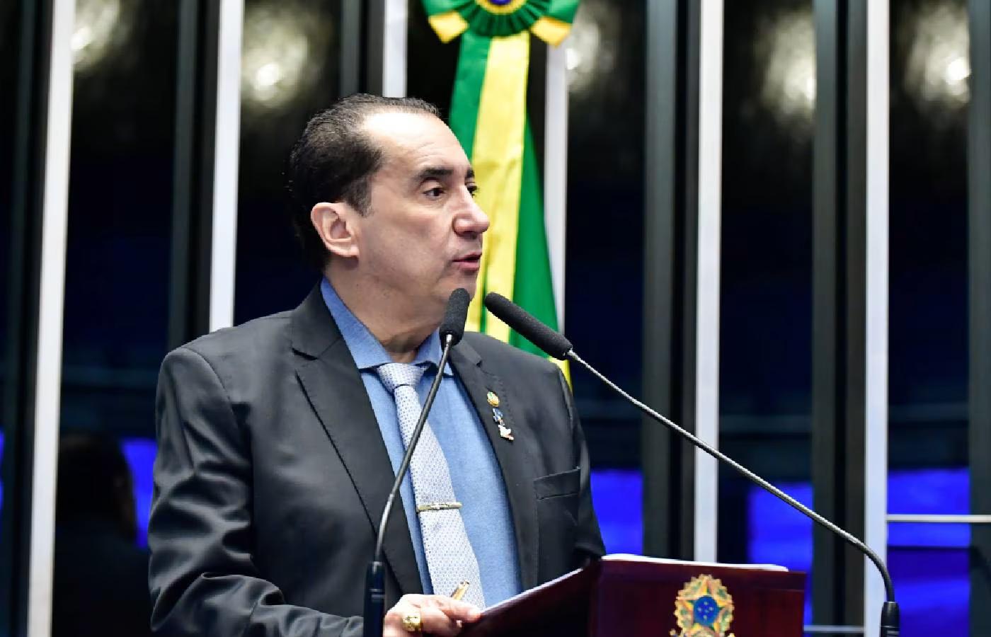 Deolane e Darwin não comparecem à CPI: "envolvidos até o pescoço", desabafa Kajuru 