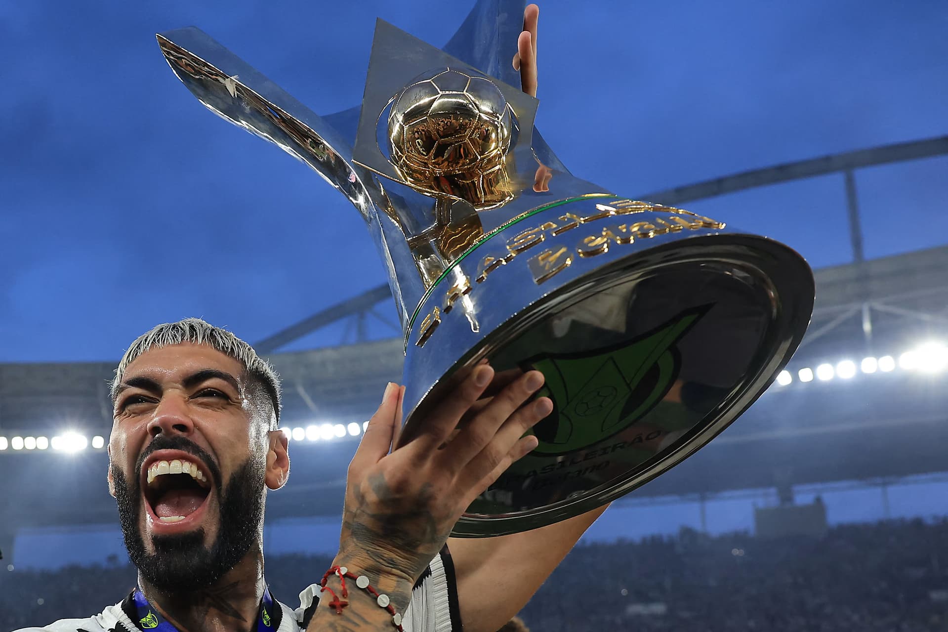 Superbet abre mercados para apostas a longo prazo na Brasileirão 2025