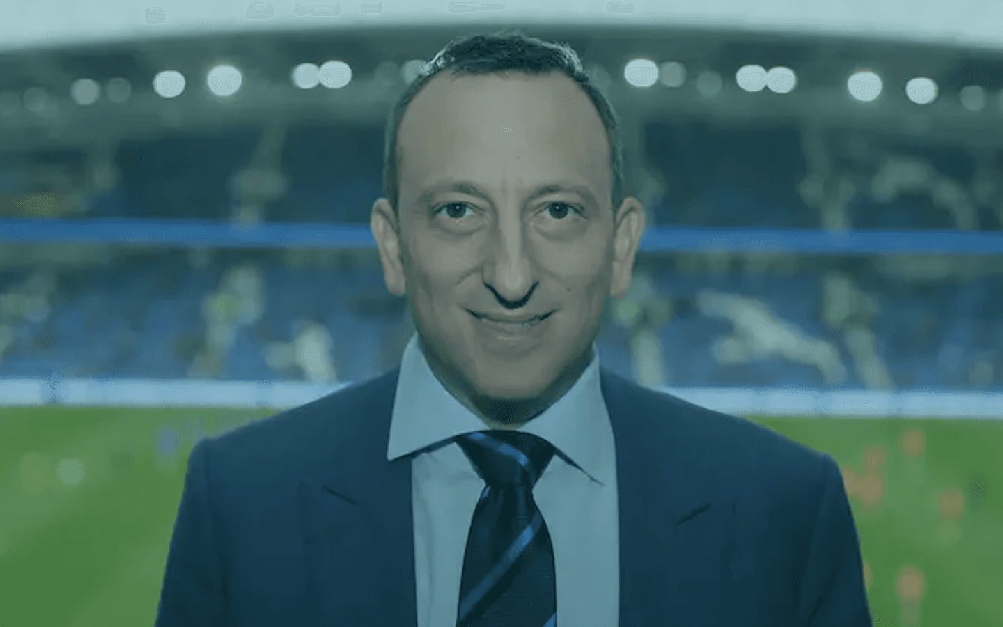 Apostou, enriqueceu e comprou o time de futebol do seu coração