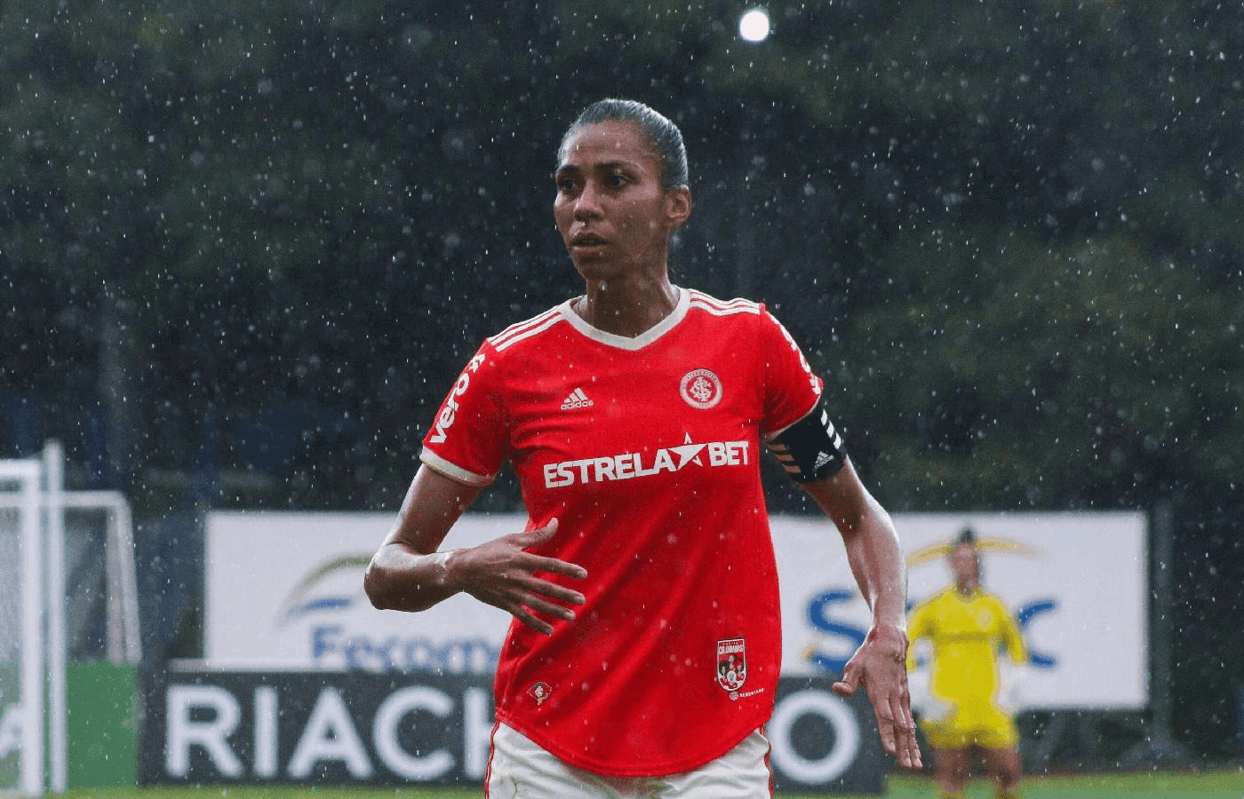 EstrelaBet e Inter lançam campanha por melhores condições no futebol feminino