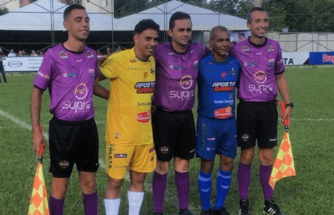 Aposta Ganha promove jogo solidário com a presença de Romário e Alex Dias
