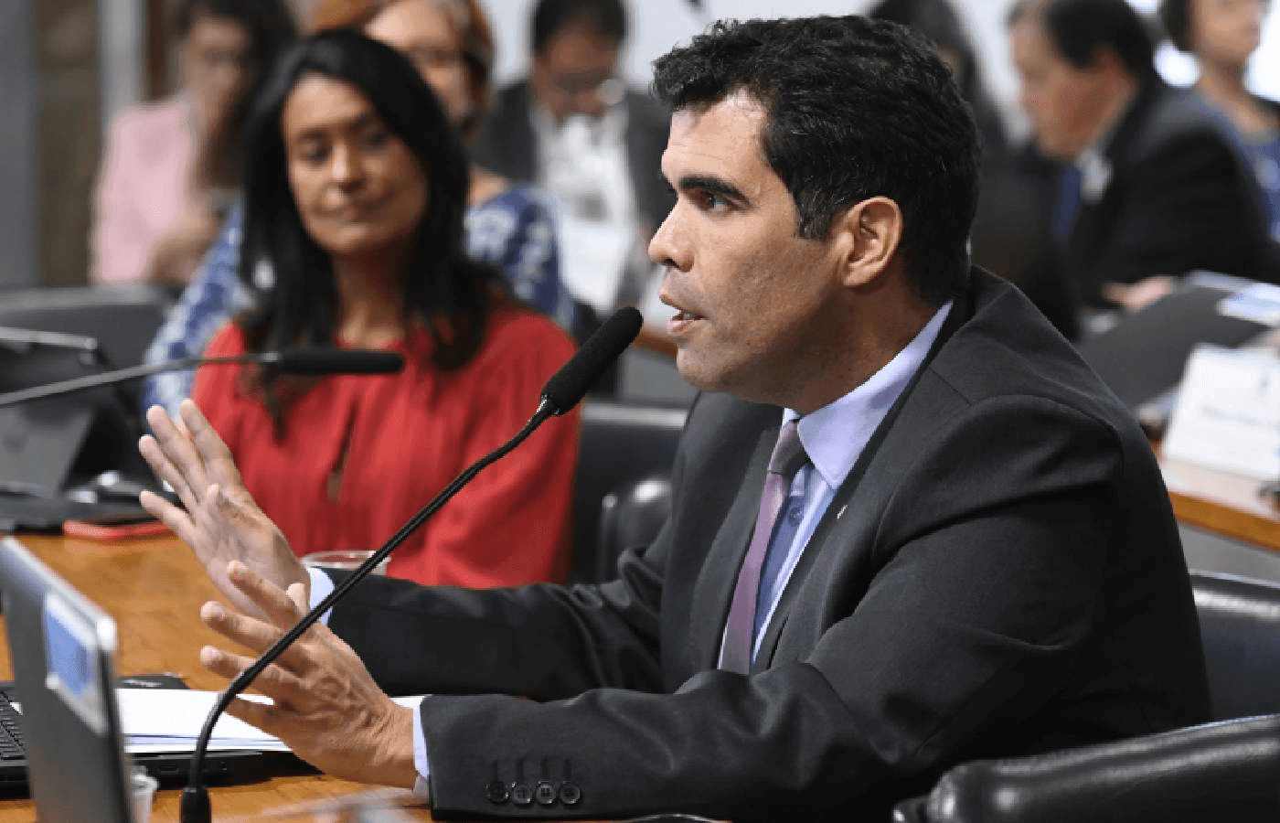 Deputado sugere restringir apostas a número de gols e a resultados das partidas