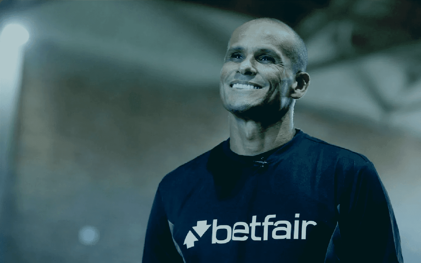 Embaixador da Betfair, Rivaldo elogia Diniz e comenta confrontos brasileiros na Libertadores