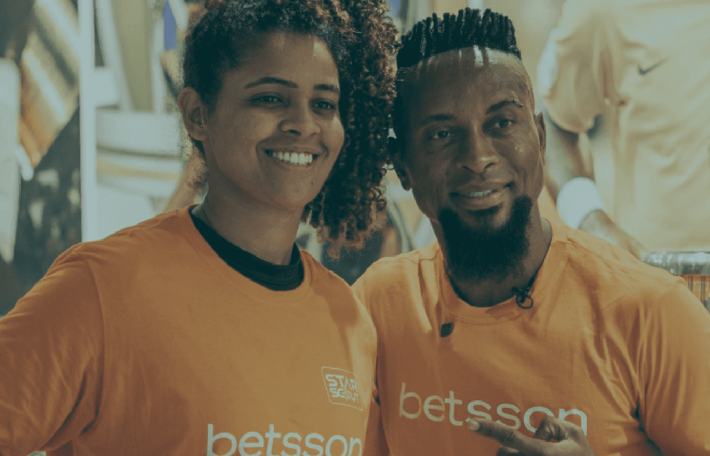 Betsson e Zé Roberto se unem em ação social para apoiar mulheres no futebol