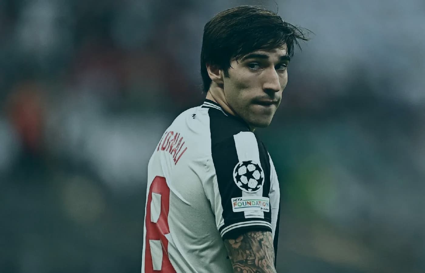 Newcastle quer indenização do Milan após suspensão de Tonali por 10 meses