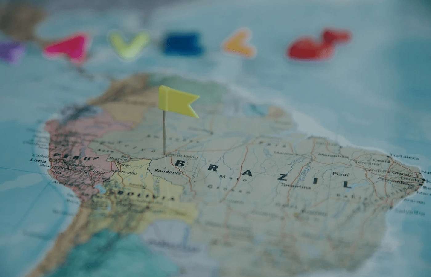 Brasil supera Reino Unido e lidera acessos a plataformas de apostas no mundo