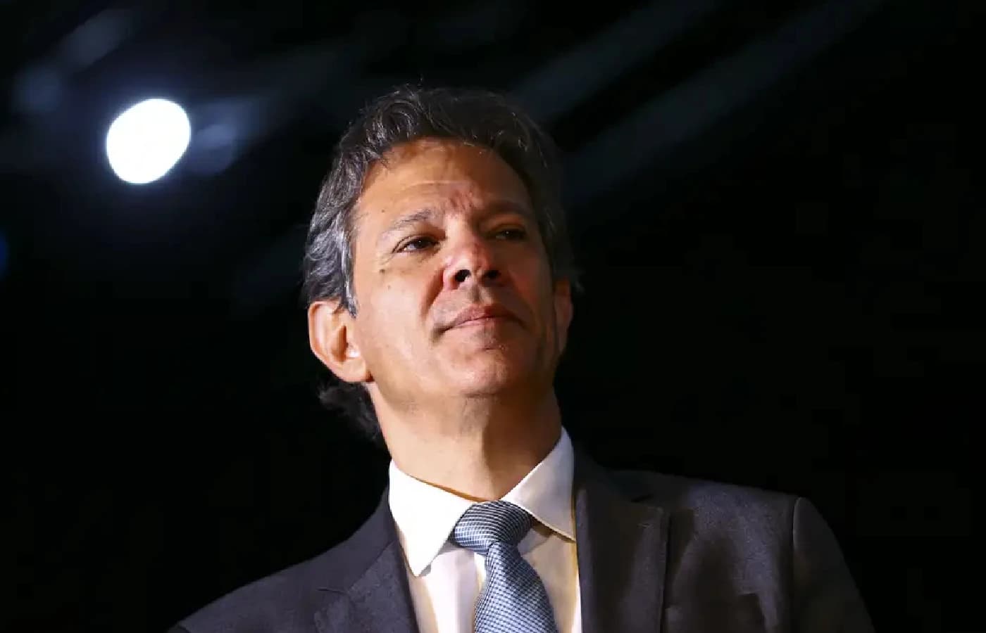 Governo quer restringir pagamento de apostas a Pix e débito e vetar cartões de crédito