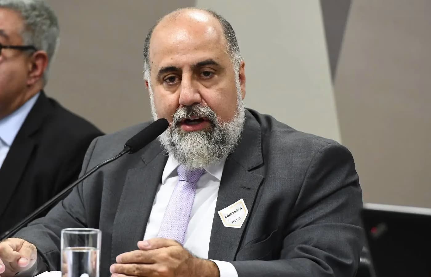 Manssur, assessor da Fazenda responsável por apostas esportivas, é demitido do governo