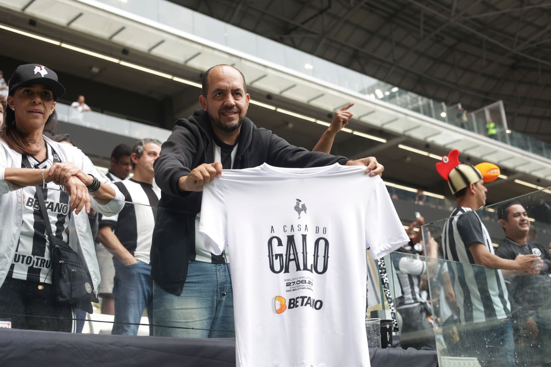 Camisa comemorativa ofertada pela Betano aos atleticanos